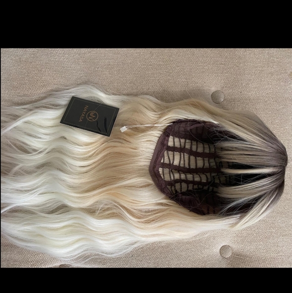Ombre Blonde wig main image 5